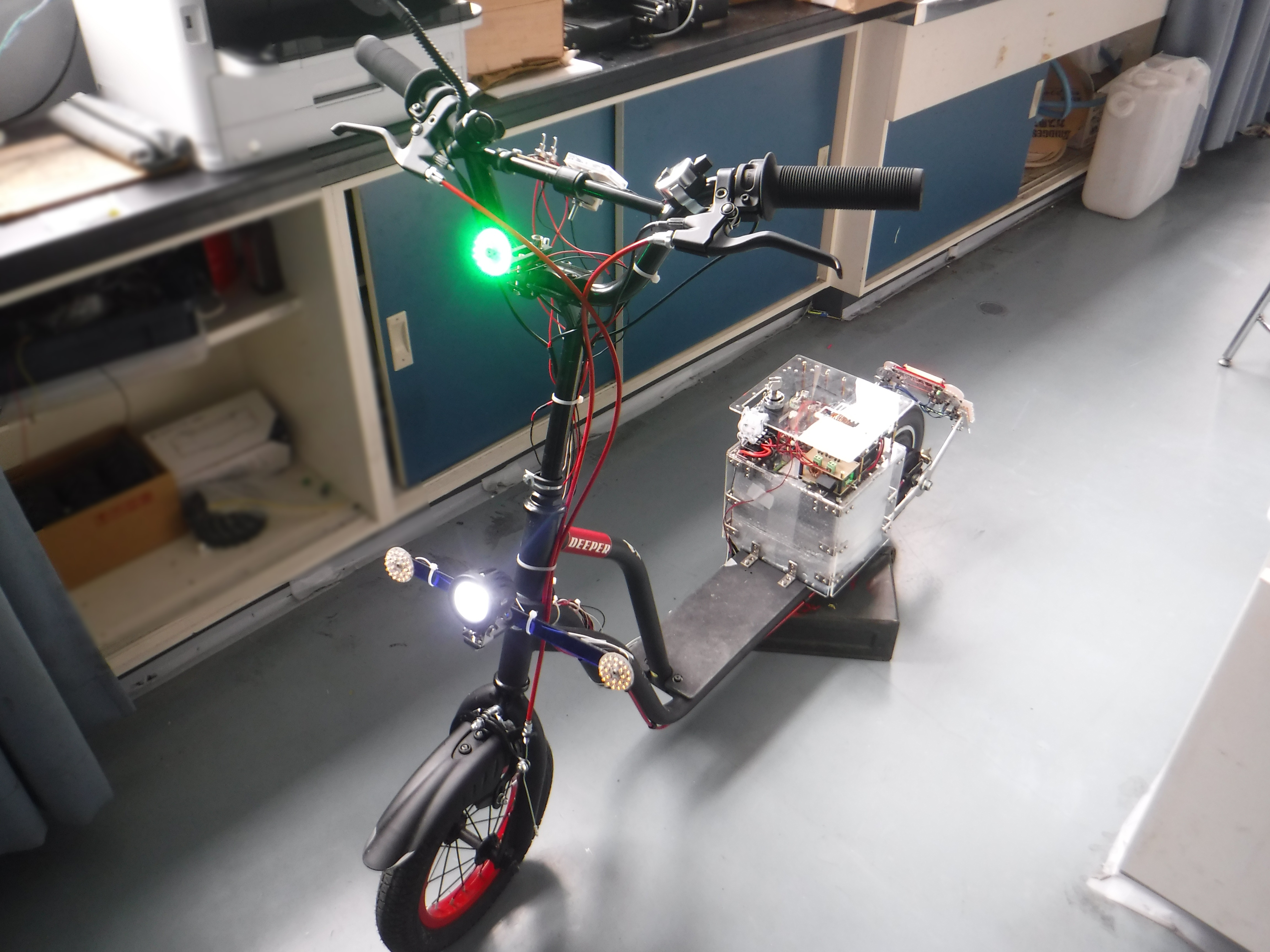 完成車体の前方